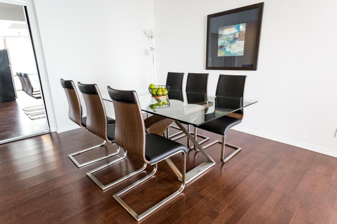 Altitude Suites Bay Street - Holiday Bonus - Free Parking Toronto Exterior foto